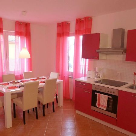 Apartments Kvesic Сило Экстерьер фото