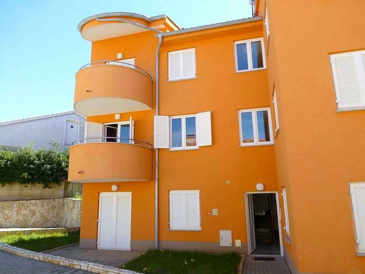 Apartments Kvesic Сило Экстерьер фото