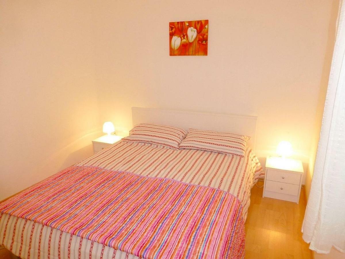 Apartments Kvesic Сило Экстерьер фото