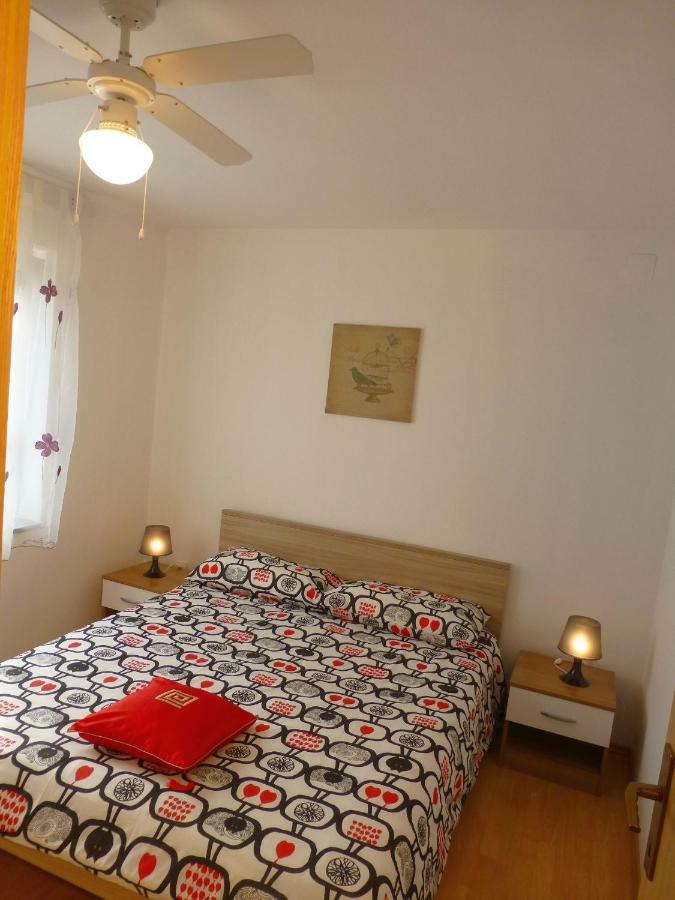 Apartments Kvesic Сило Экстерьер фото