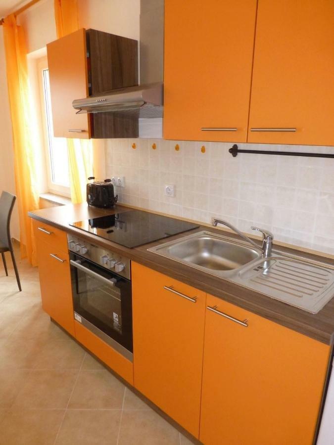 Apartments Kvesic Сило Экстерьер фото